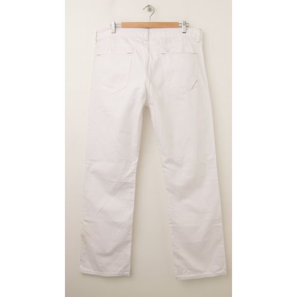 NEW Banana Republic Vintage Straight Fit Jeans in White (back)