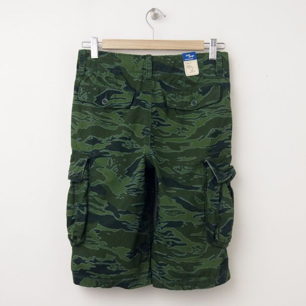 NEW GapKids Boy's Long Cargo Camo Ranger Shorts in Green Camo (back)