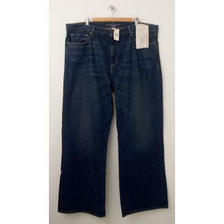 NEW Banana Republic Relaxed Fit Jeans